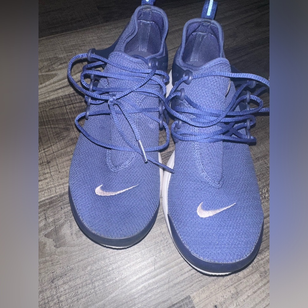 NIKE WMNS AIR PRESTO
Dark Purple Dust/ Dark Purple Dust